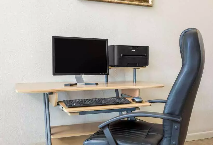 酒店 Days Inn By Wyndham Leesville