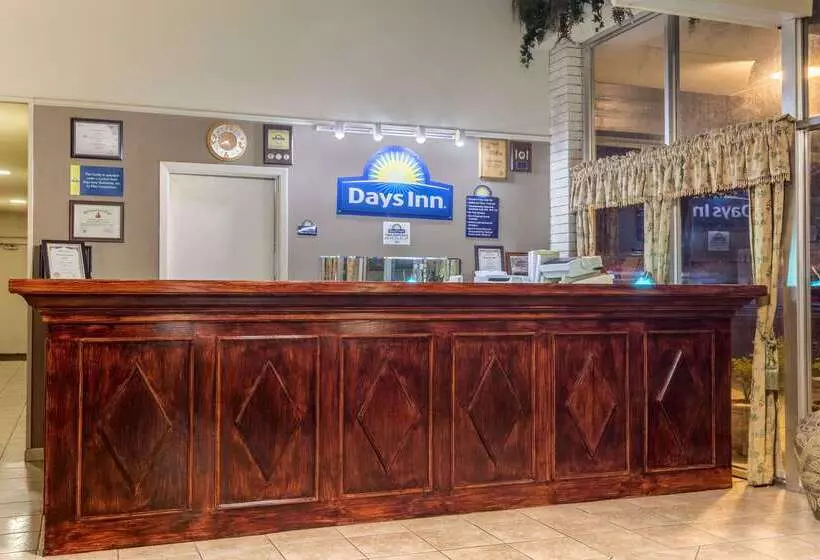 酒店 Days Inn By Wyndham Leesville