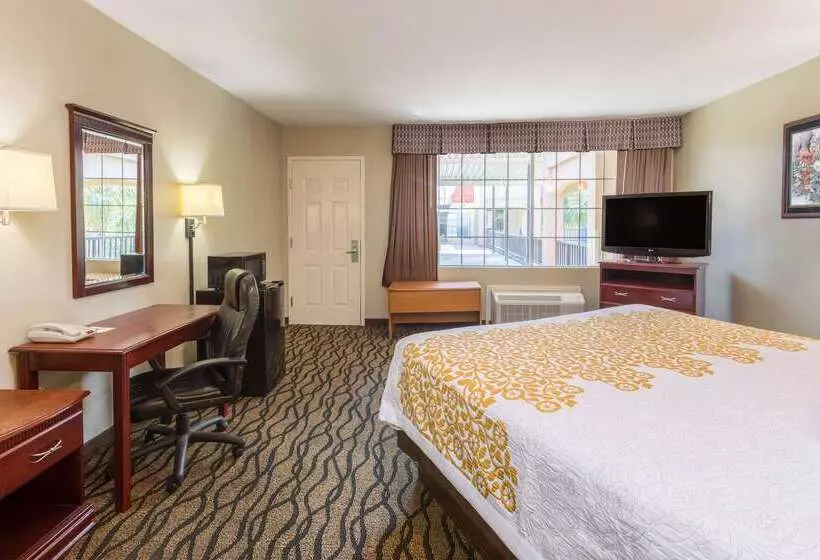 酒店 Days Inn By Wyndham Leesville