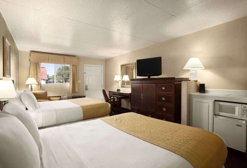 בית מלון כפרי Days Inn By Wyndham Montrose