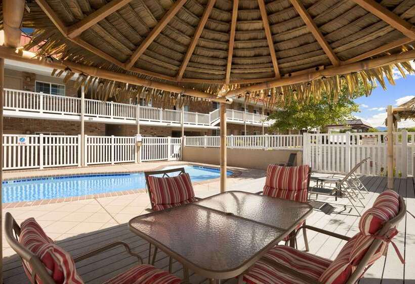 בית מלון כפרי Days Inn By Wyndham Montrose