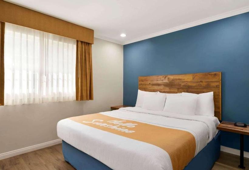 فندق Days Inn & Suites By Wyndham San Diego Sdsu