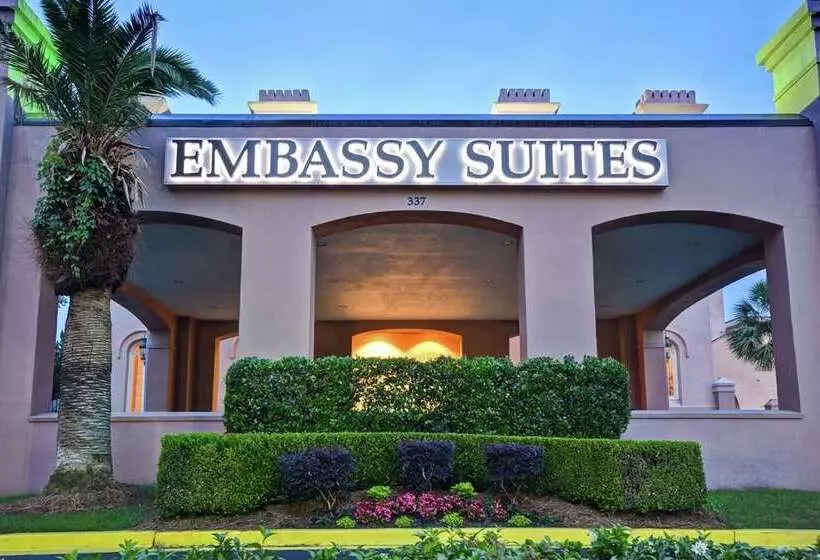 ホテル Embassy Suites By Hilton Charleston Historic District