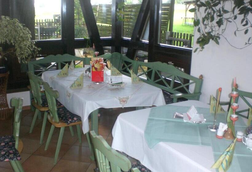 فندق Gasthof Zur Linde