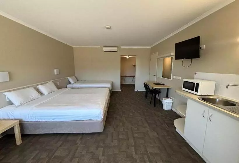 Отель Geraldton Motor Inn