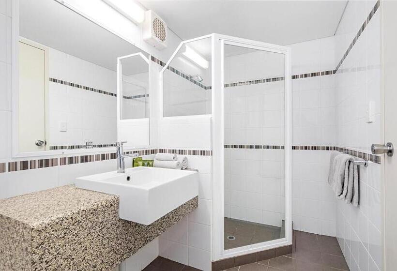 בית מלון כפרי Geraldton Motor Inn