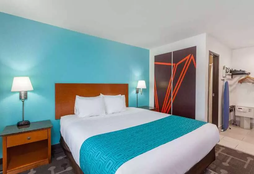 호텔 Howard Johnson By Wyndham National City/san Diego South