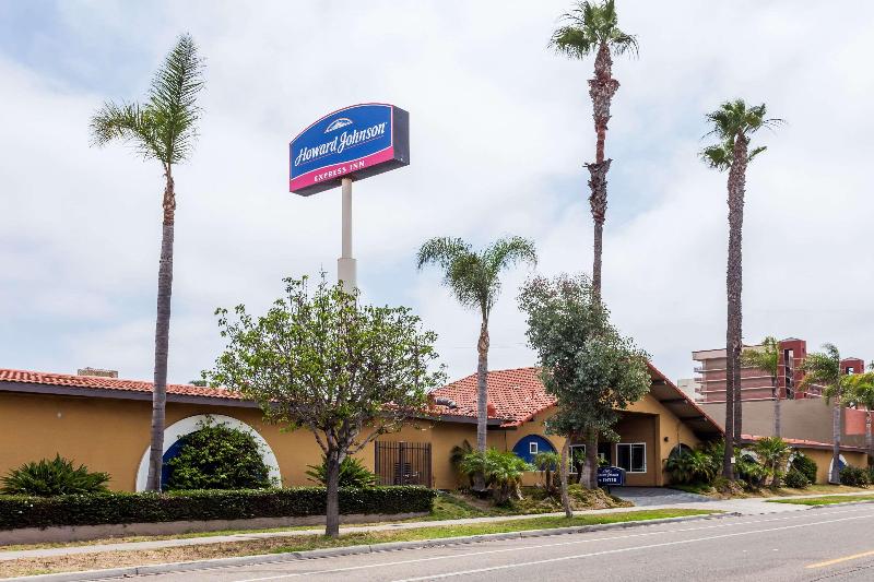 בית מלון כפרי Howard Johnson By Wyndham National City/san Diego South