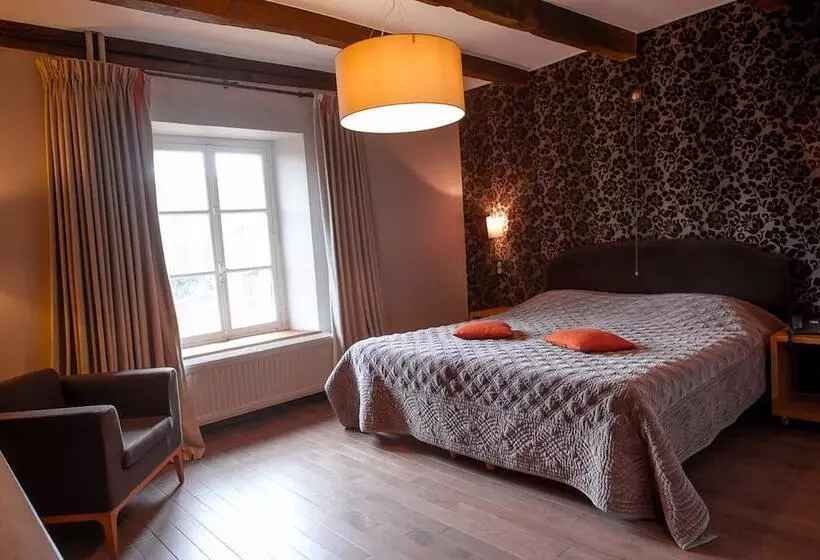 ホテル Hôtel La Grappe D Or