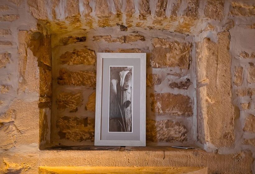 فندق Hôtel La Grappe D Or