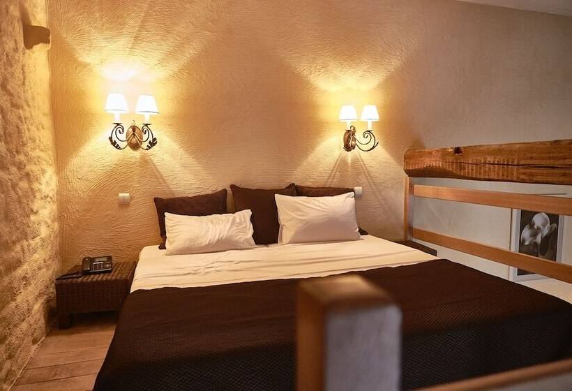 فندق Hôtel La Grappe D Or