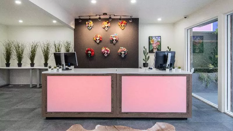 فندق The Catrina