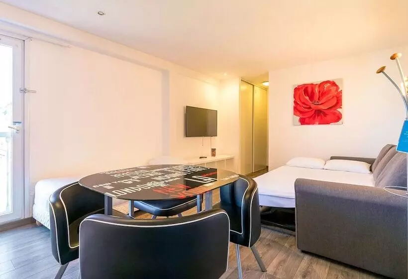 호텔 Hôtel Dijon Sud Longvic