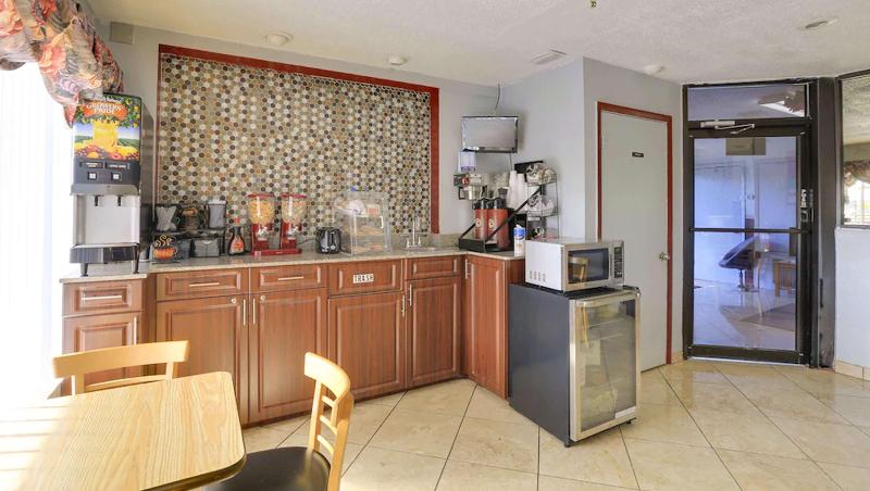 Magnuson Hotel Bradenton