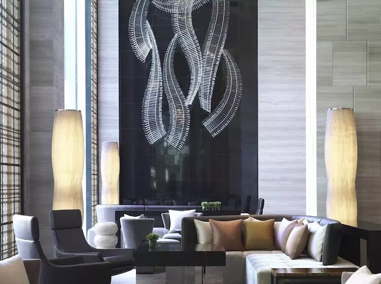 New World Makati Hotel, Manila