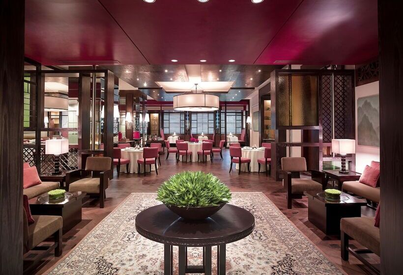 New World Makati Hotel, Manila