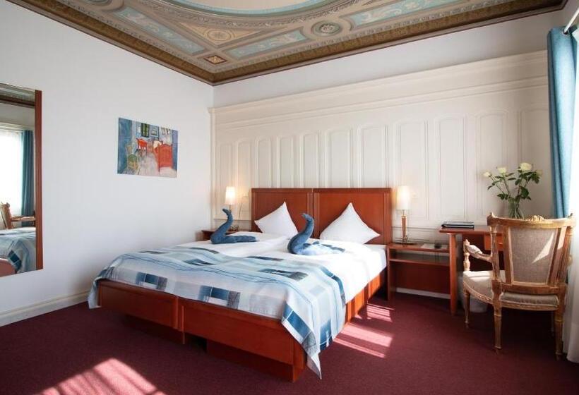 호텔 Schloss Romanshorn