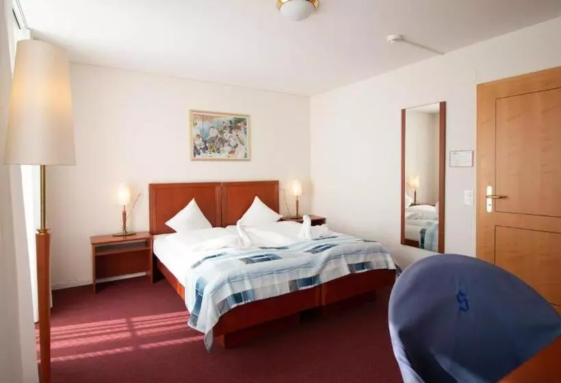 Отель Schloss Romanshorn