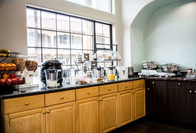 فندق Surestay Plus By Best Western Santa Clara Silicon Valley