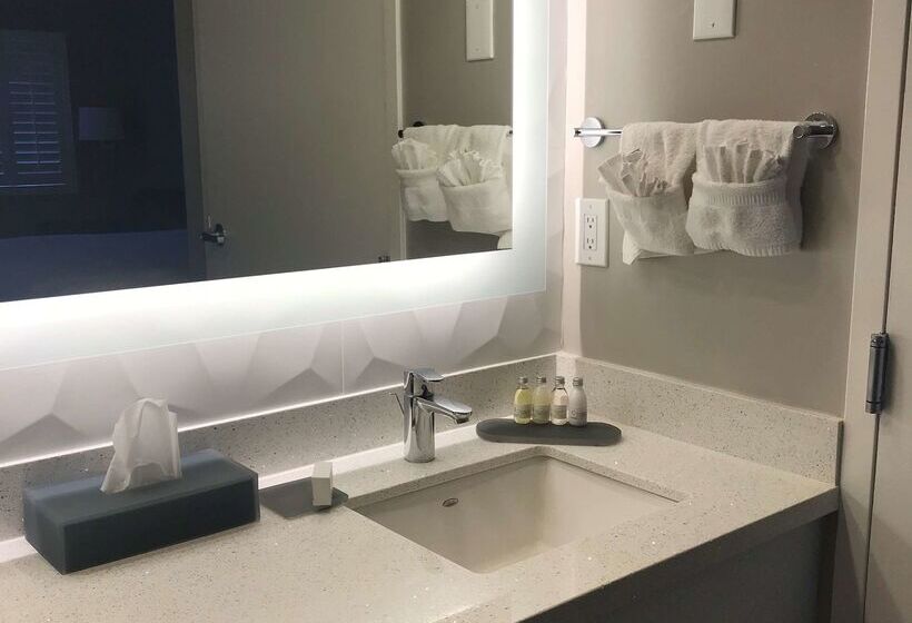 فندق Surestay Plus By Best Western Santa Clara Silicon Valley