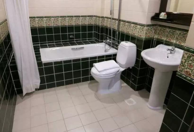 هتل The Inn At Temple Street