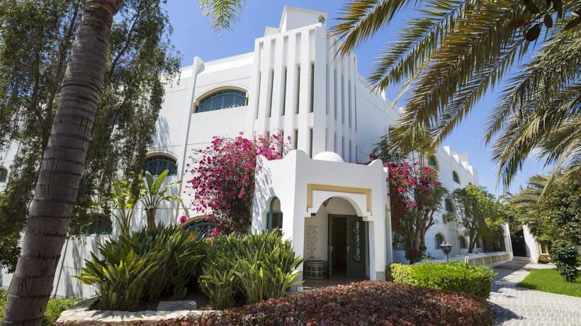 فندق Hôtel Le Tivoli