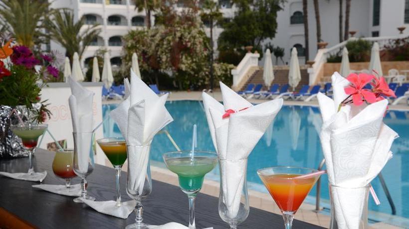 فندق Hôtel Le Tivoli