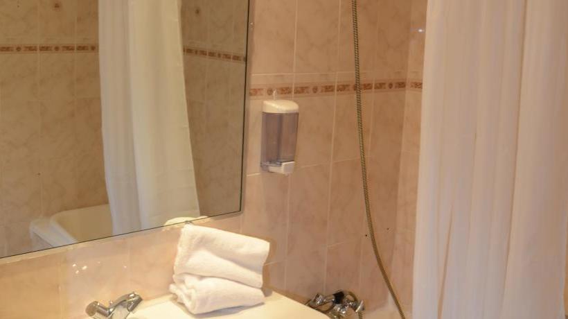 فندق Hôtel Le Tivoli