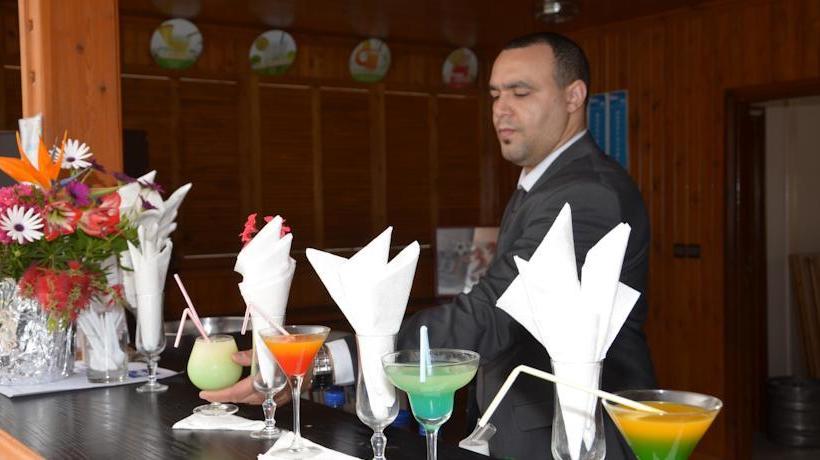 فندق Hôtel Le Tivoli