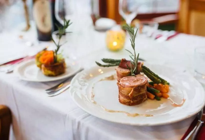 Отель Wellness  Vyhlidka