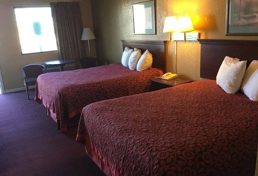 فندق على الطريق Travel Inn North Little Rock