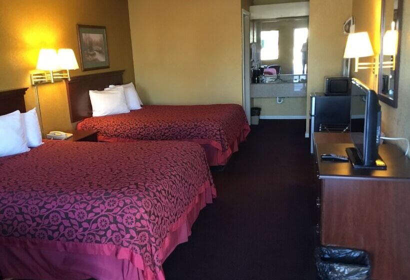 فندق على الطريق Travel Inn North Little Rock