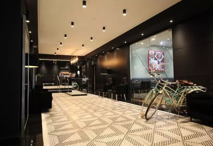 Punthill Apartment Hotel   Flinders Lane