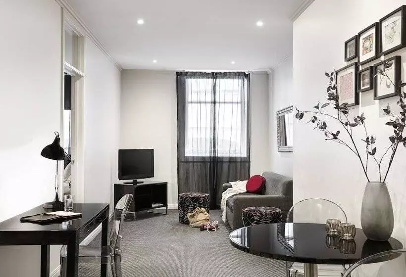 Punthill Apartment Hotel   Flinders Lane