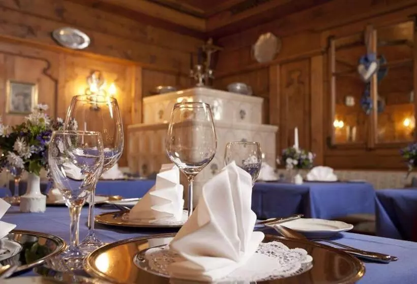 هتل Alpenhof Grainau