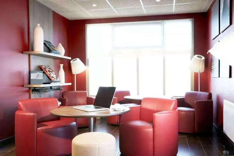 ホテル Campanile Cergy Pontoise