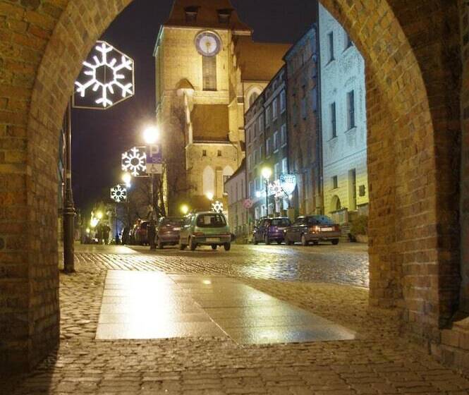 酒店 Gromada Toruń