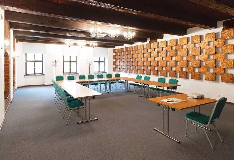 酒店 Gromada Toruń