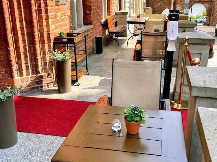 酒店 Gromada Toruń