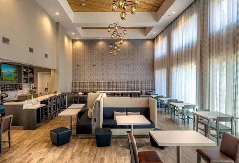 ホテル Hampton Inn & Suites South Lake Tahoe