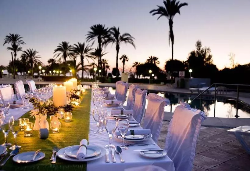 Отель Louis Imperial Beach