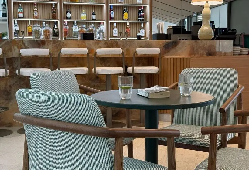 ホテル Louis Imperial Beach