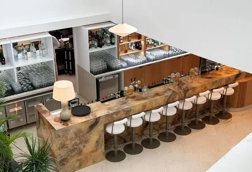 ホテル Louis Imperial Beach