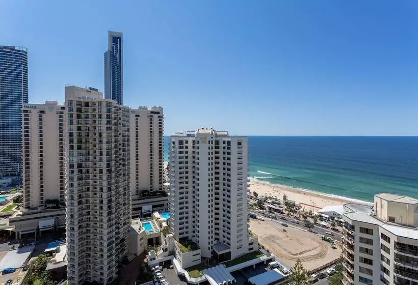 בית מלון כפרי Mantra Legends