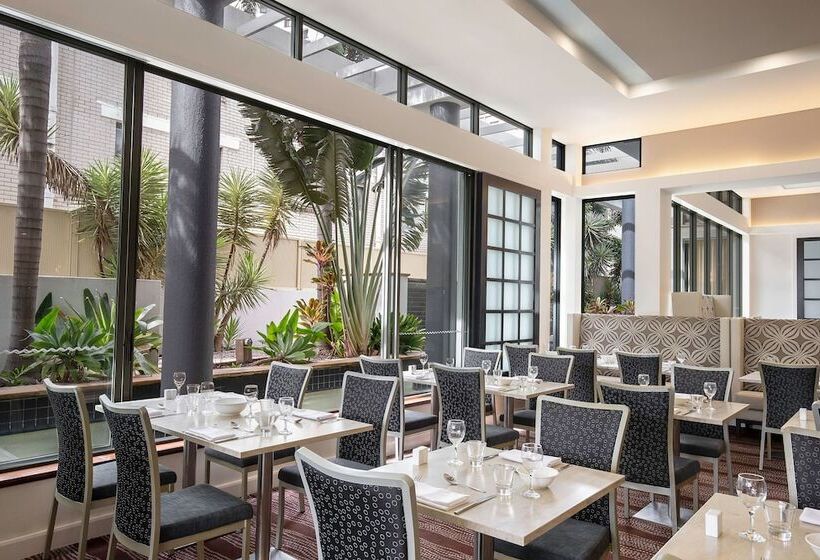 فندق Mantra Legends