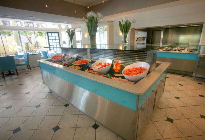 فندق Mantra Legends