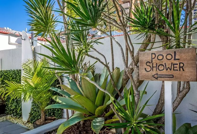 בית מלון כפרי Mantra Legends