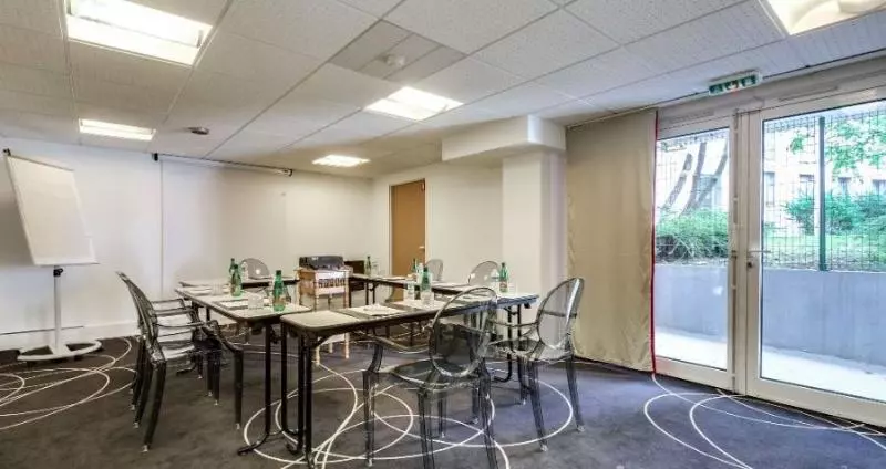 Hotel Mercure Paris Montparnasse Pasteur