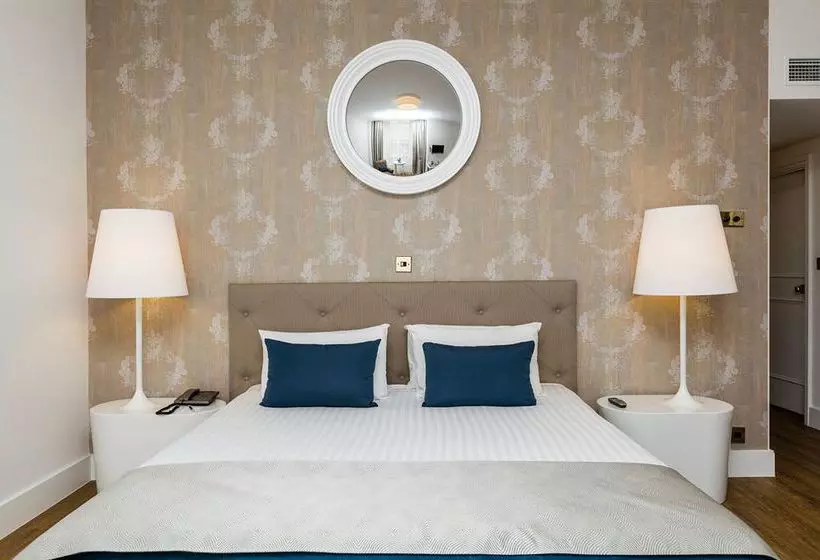 فندق NH Harrington Hall