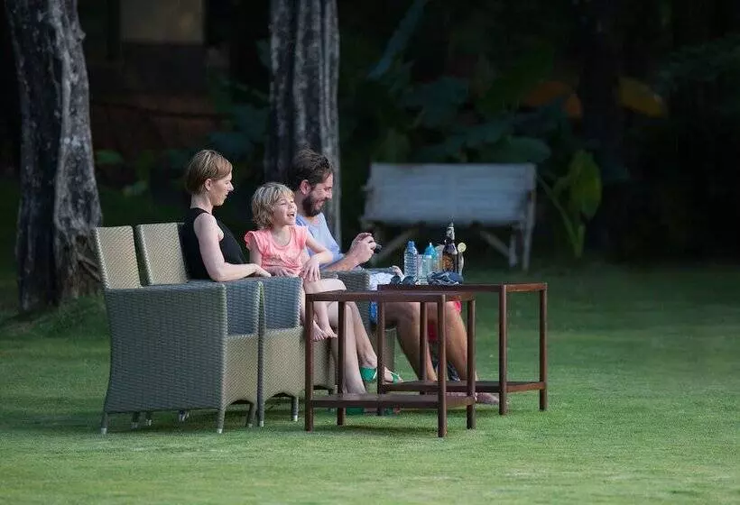 ホテル The Deer Park